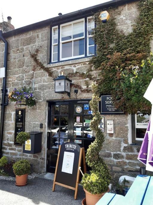 Corvus - Beautiful Half A Mile From Mousehole * Penzance